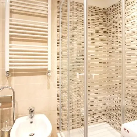 One Bedroom With Wifi At